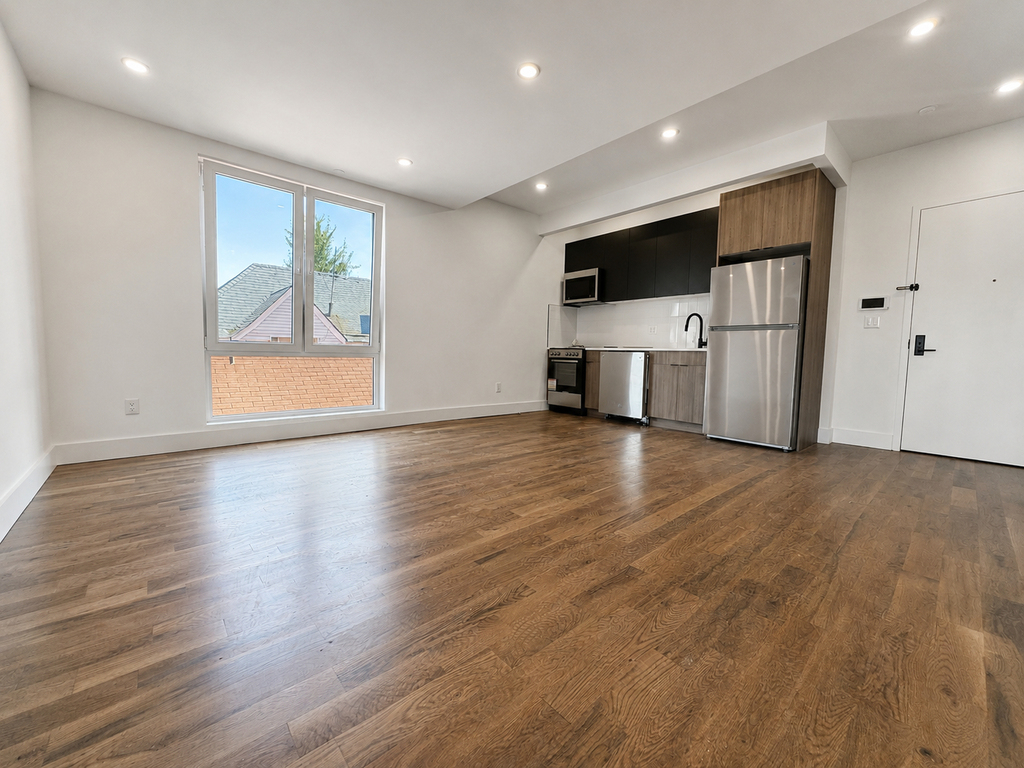 3092 Farragut Road - Photo 3