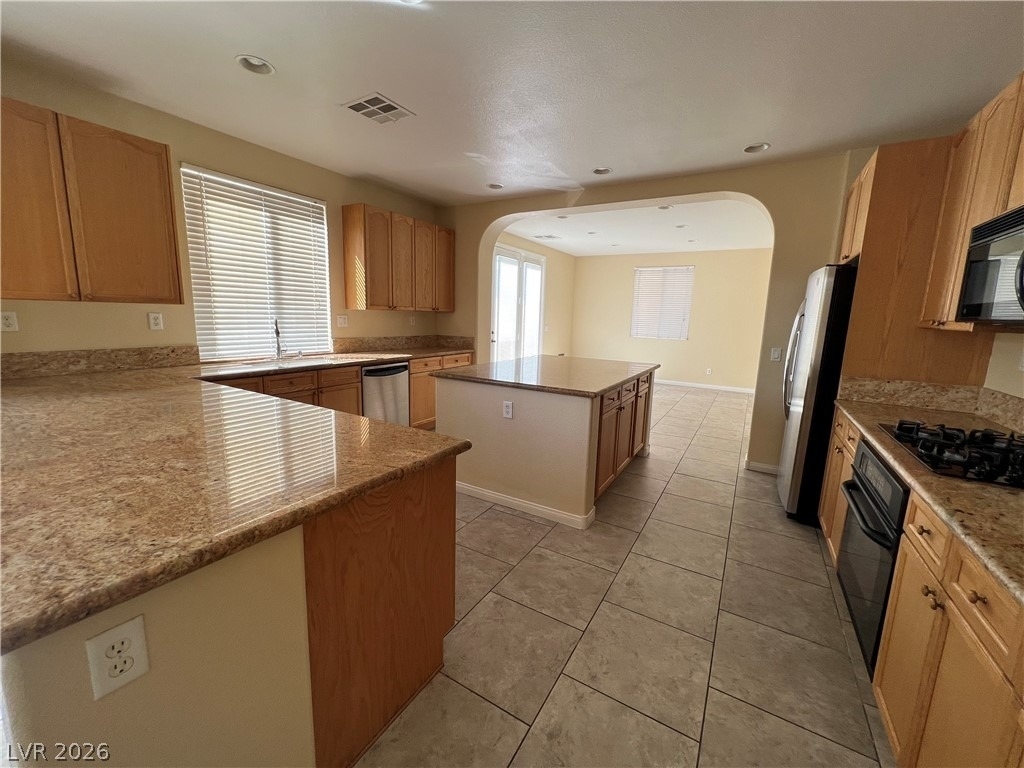 7531 Townsville Avenue - Photo 9