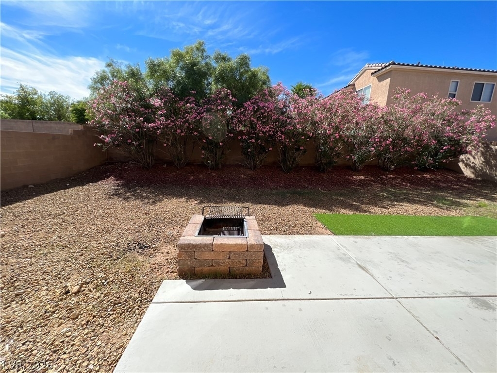 7531 Townsville Avenue - Photo 35