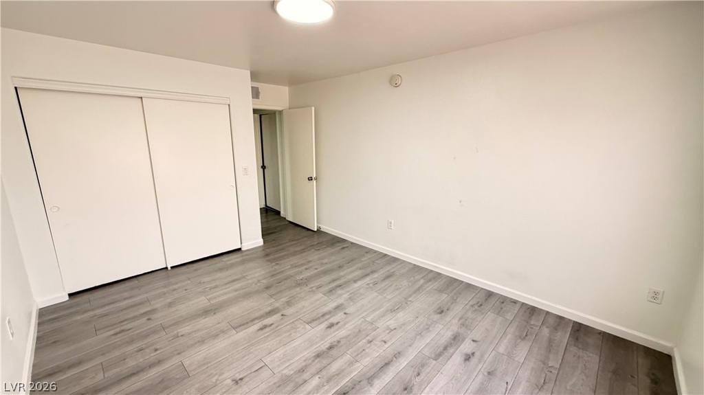 5710 E Tropicana Avenue - Photo 16
