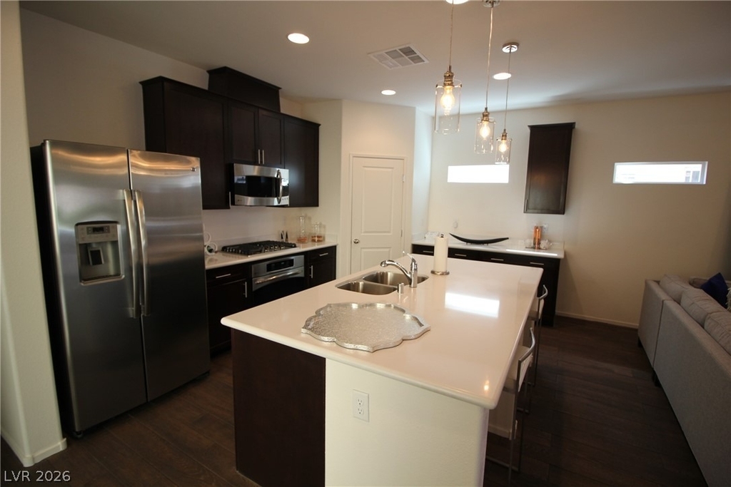 10086 Emerald Edgewater Court - Photo 4