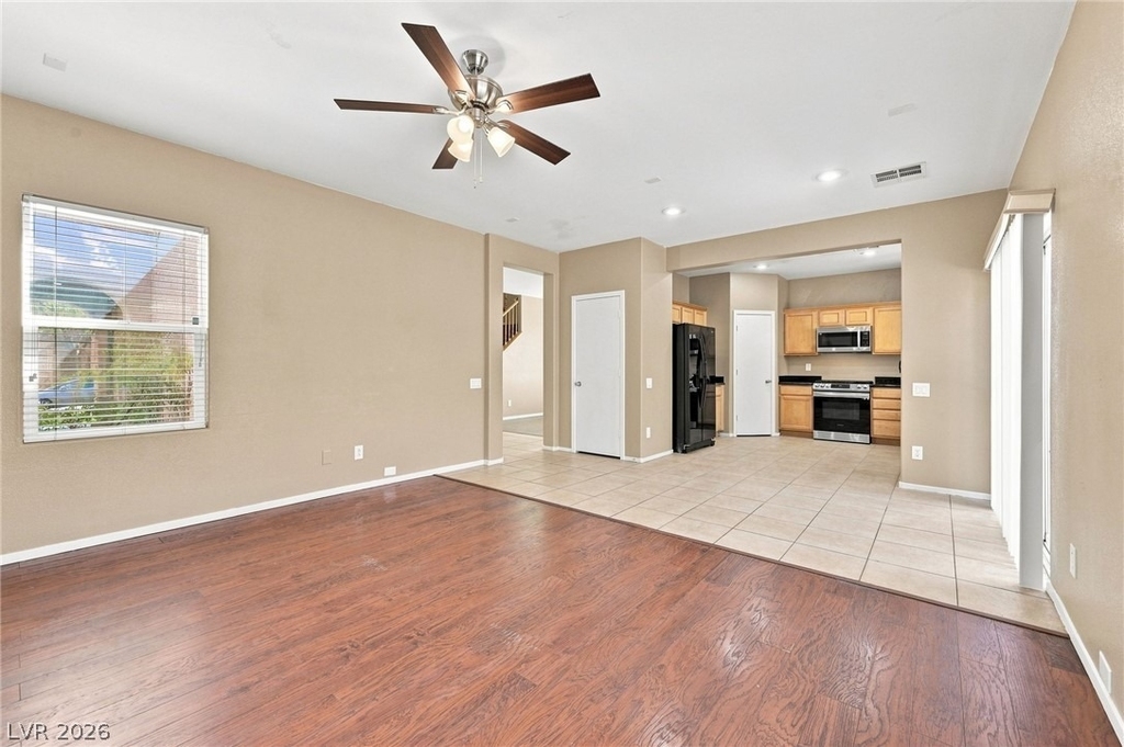 11240 Woodland Violet Avenue - Photo 6