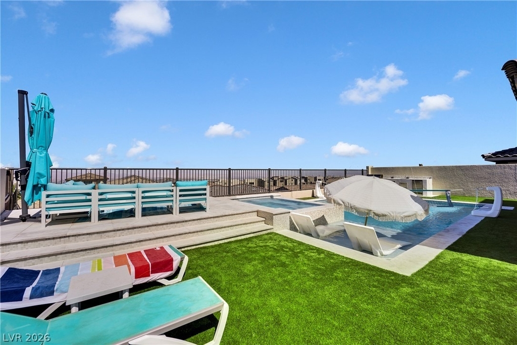2252 Bird Of Prey Street - Photo 1