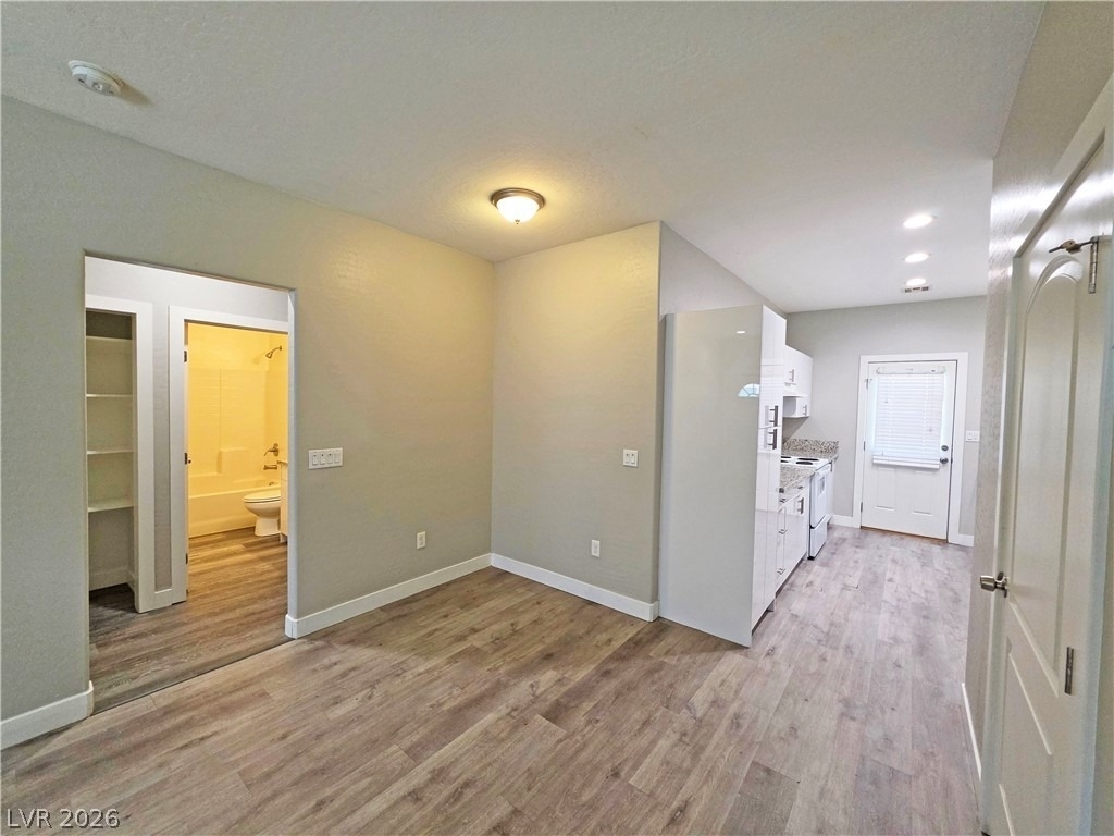 1121 Sixshooter Avenue - Photo 5