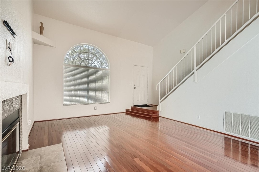 7700 Almeria Avenue - Photo 6