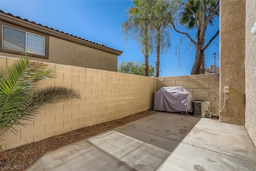 7700 Almeria Avenue - Photo 22