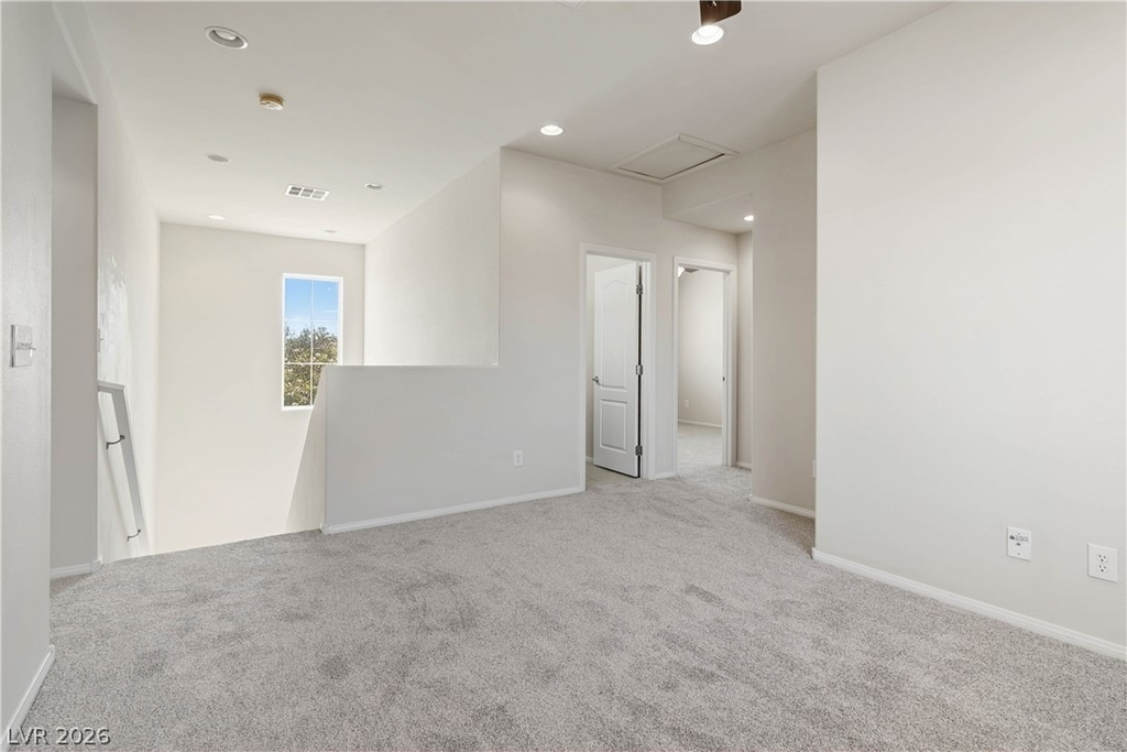 8396 Waylon Avenue - Photo 11