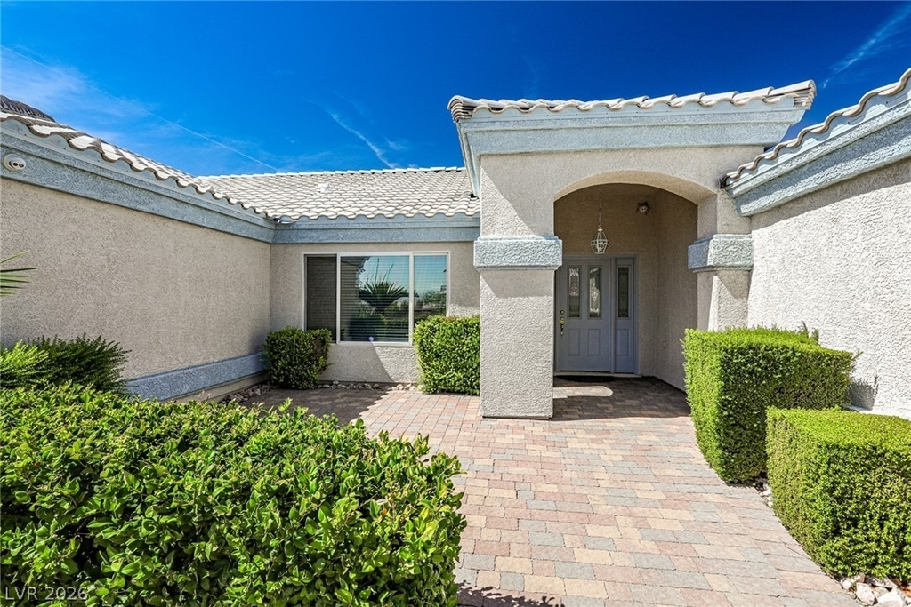 6025 Egan Crest Drive - Photo 4
