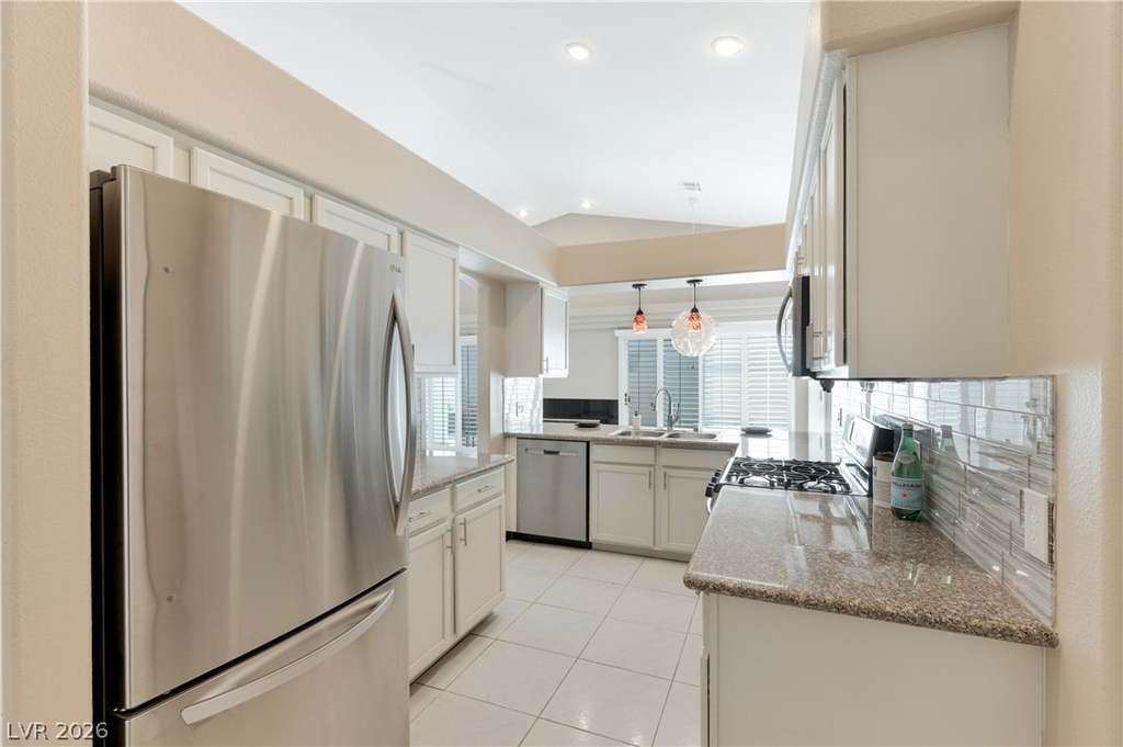 5049 Forest Oaks Drive - Photo 6