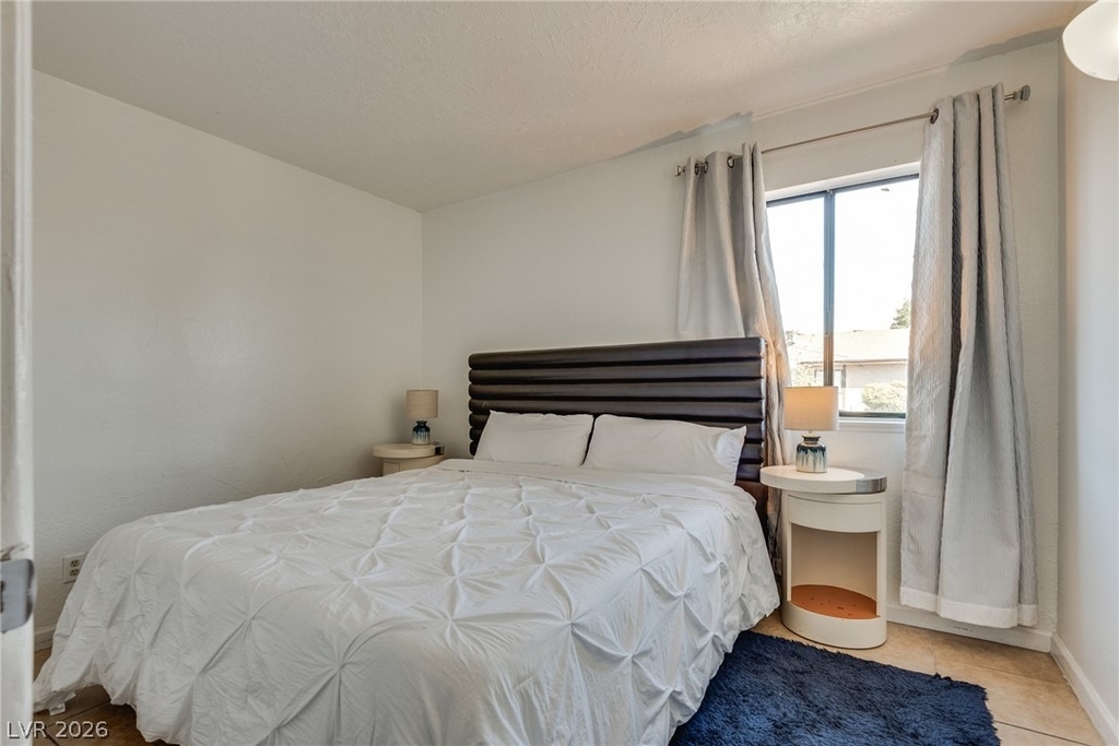 5829 Smoke Ranch Road - Photo 24