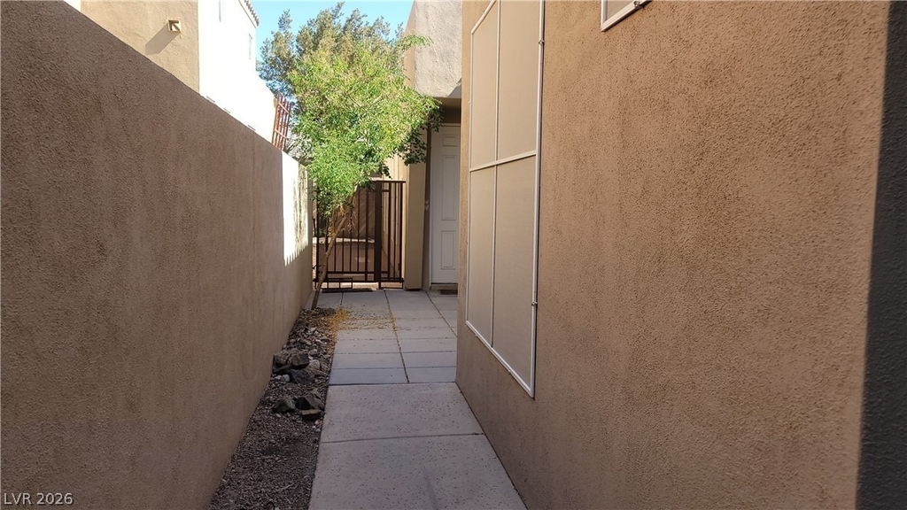 9184 Long Island Street - Photo 1