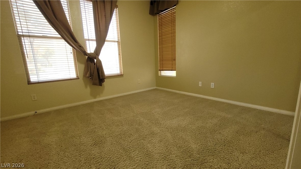 9184 Long Island Street - Photo 32