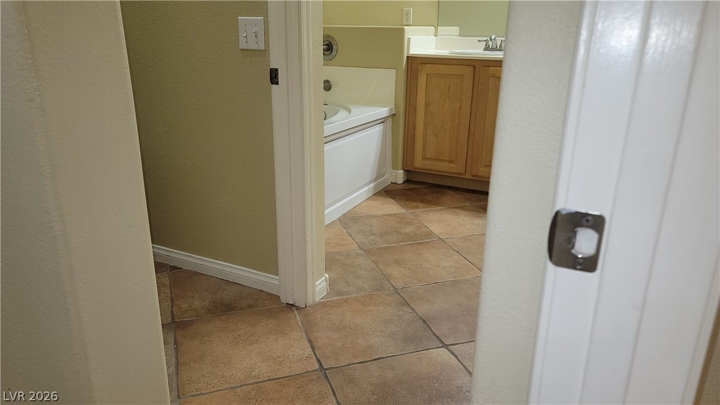 9184 Long Island Street - Photo 12