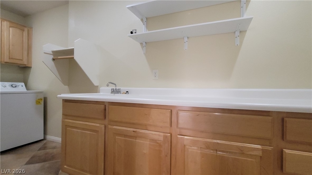 9184 Long Island Street - Photo 27