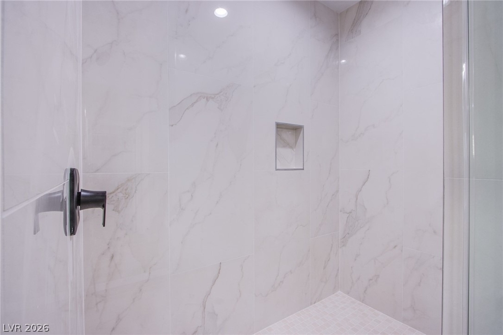 2760 Tecumseh Avenue - Photo 16