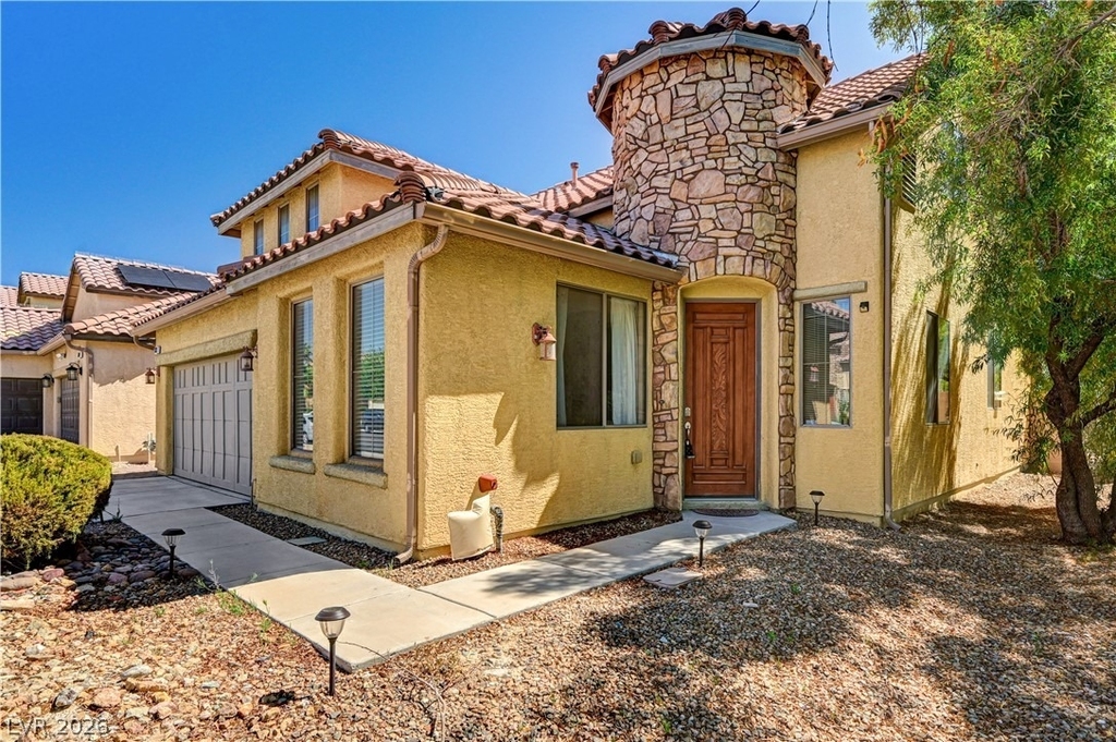 7332 Jelson Falls Street - Photo 3