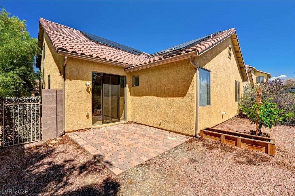 7332 Jelson Falls Street - Photo 6
