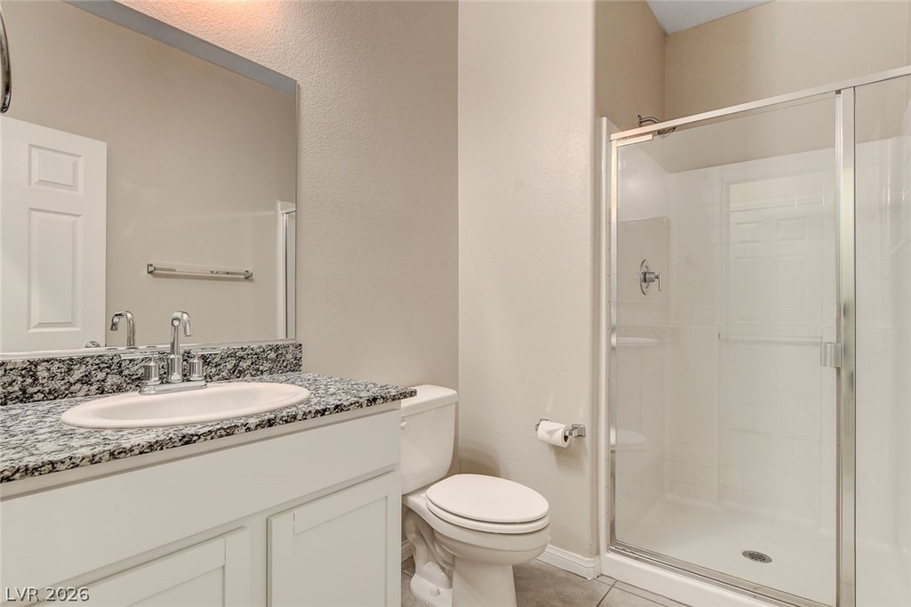 2878 Tremont Avenue - Photo 11