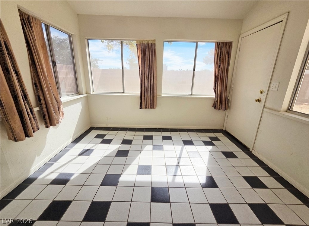 1724 Leaning Pine Way - Photo 26