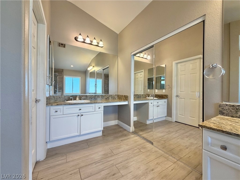2317 Thayer Avenue - Photo 12