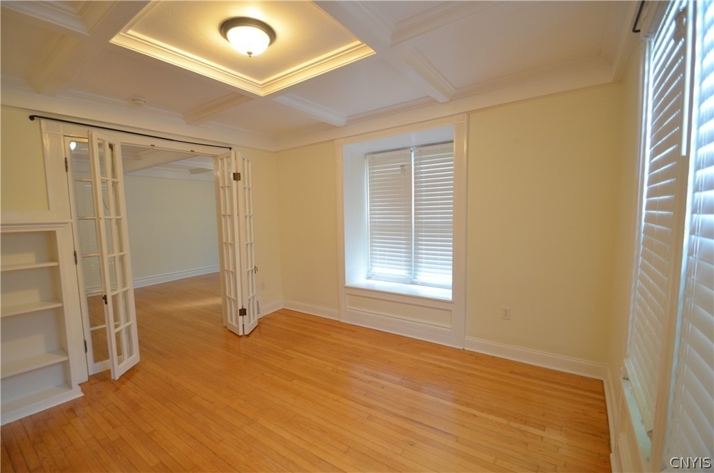 359 Green Street - Photo 9
