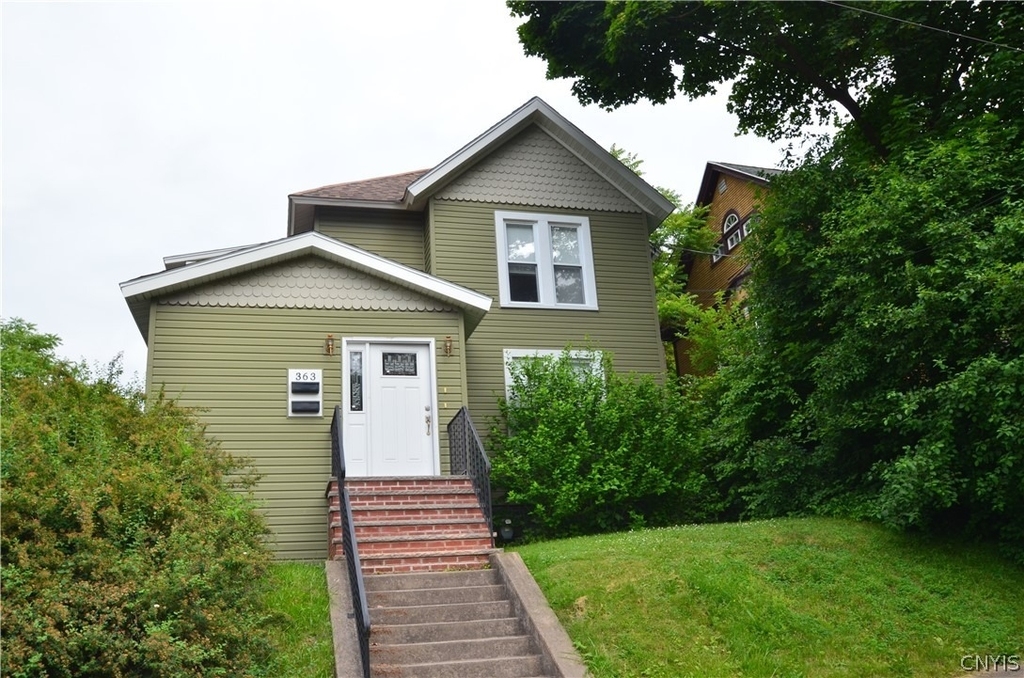 359 Green Street - Photo 1