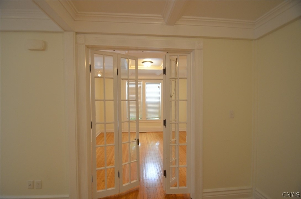 359 Green Street - Photo 8