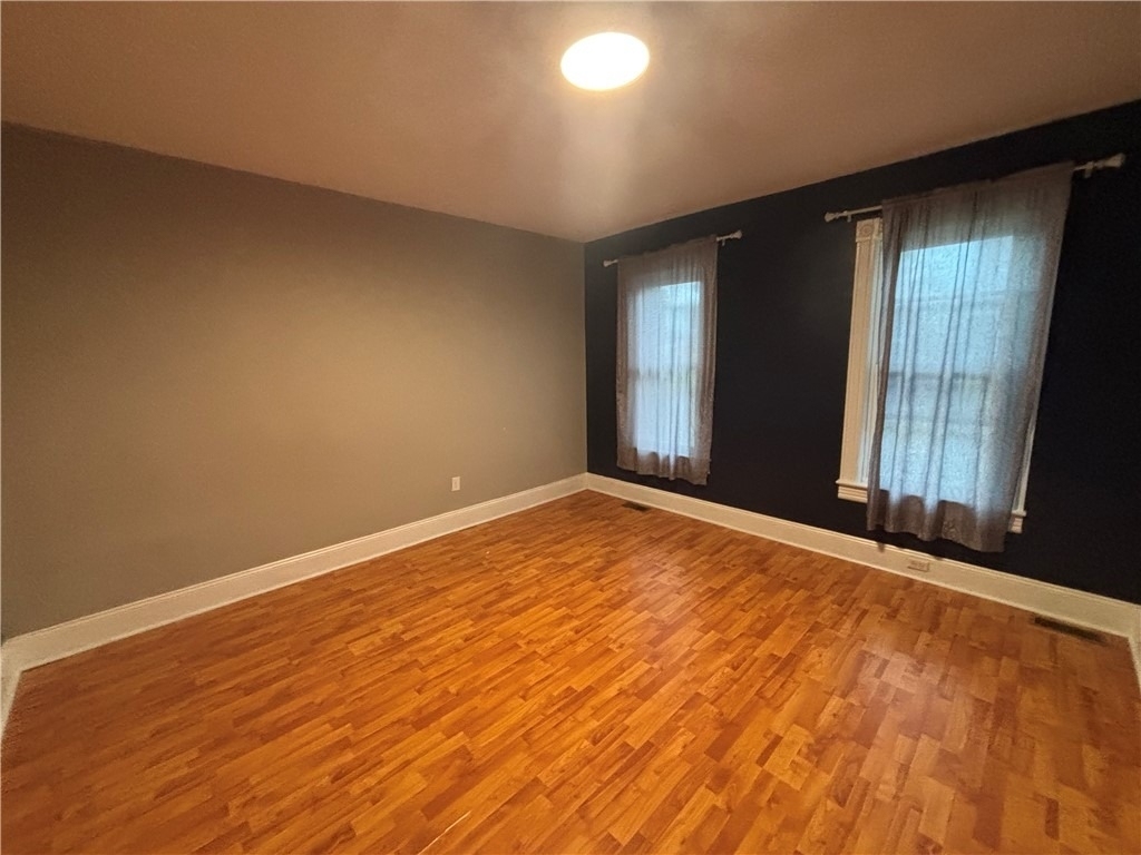 507 Welles Street - Photo 3