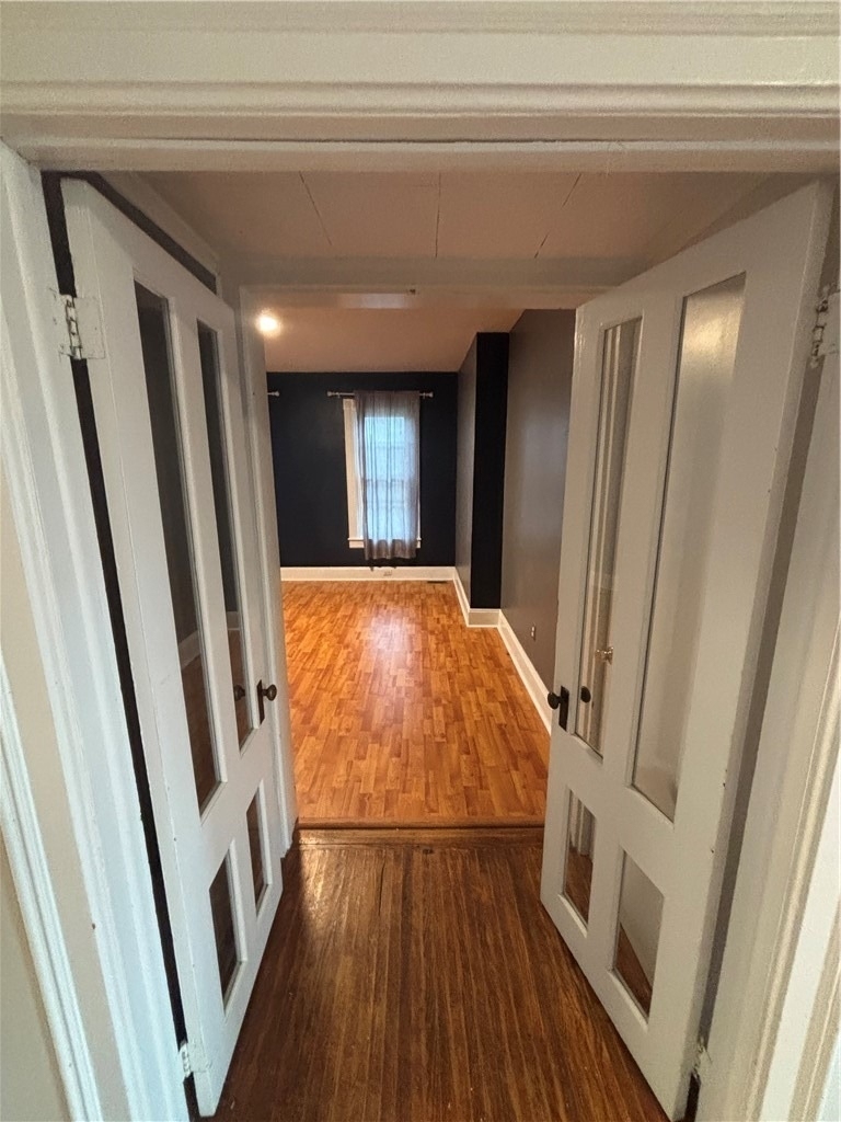 507 Welles Street - Photo 2