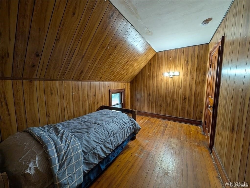 325 Box Ave (upper) Avenue - Photo 8