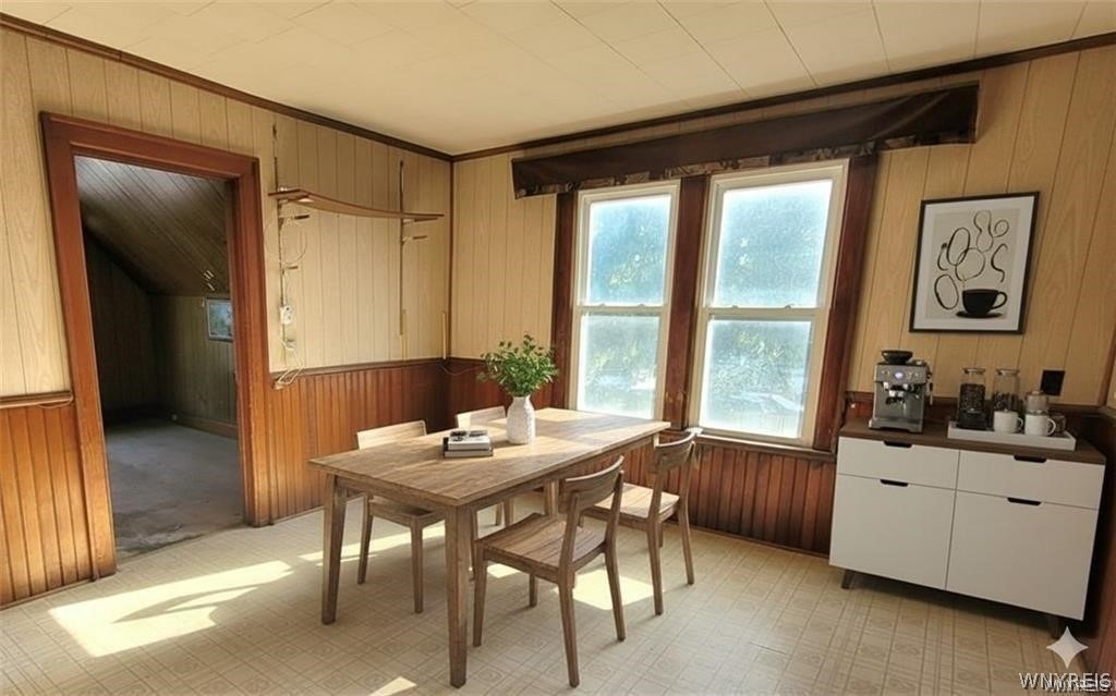325 Box Ave (upper) Avenue - Photo 1