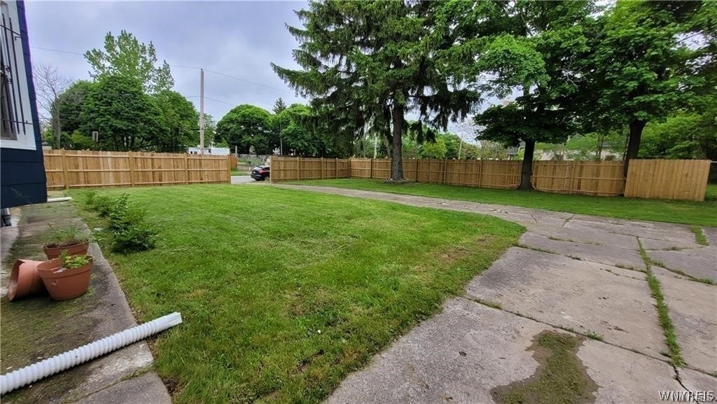 325 Box Ave (upper) Avenue - Photo 12