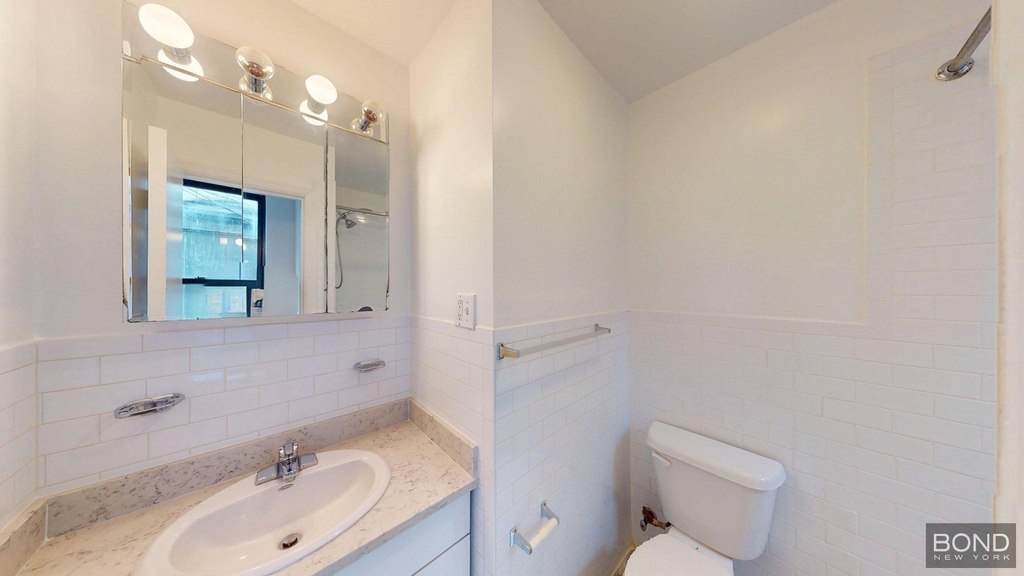 East 87th Street - Photo 2