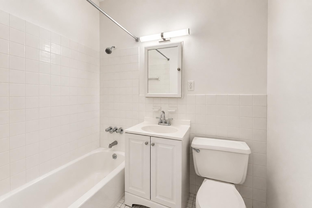 953 Amsterdam Avenue - Photo 5