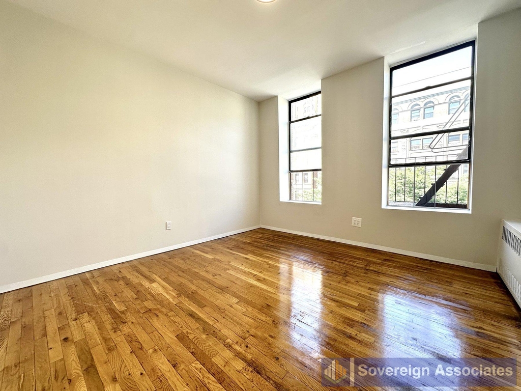 953 Amsterdam Avenue - Photo 5