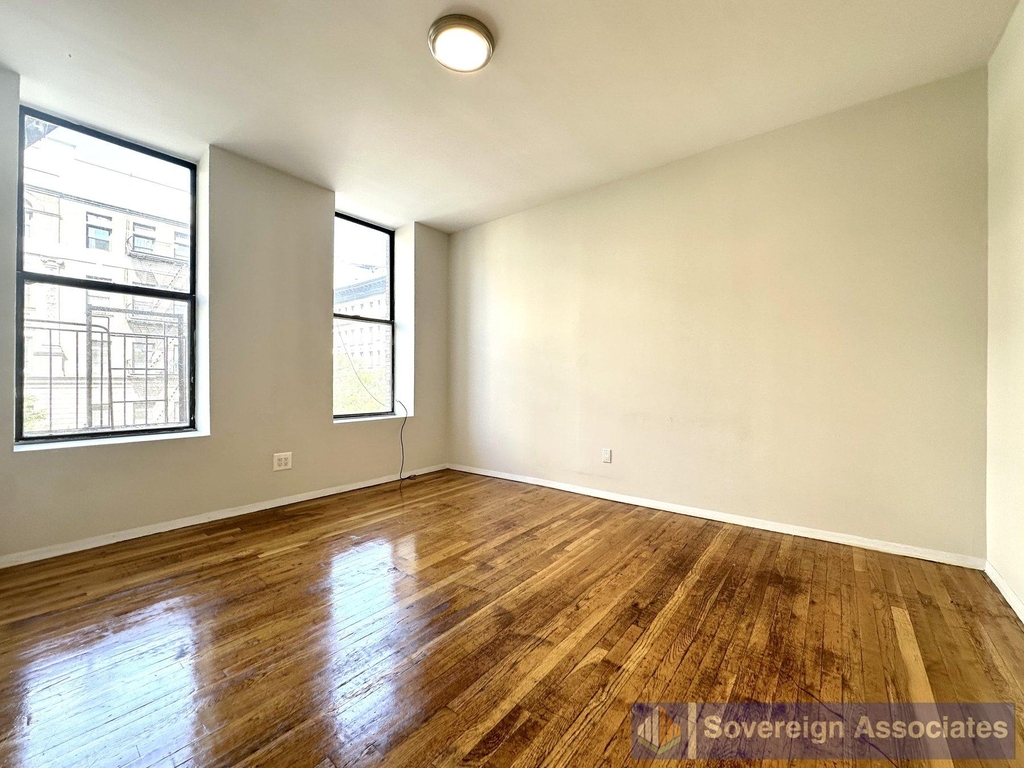 953 Amsterdam Avenue - Photo 1