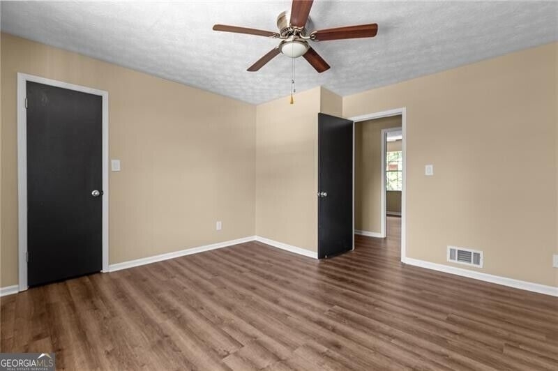 392 Northdale Court - Photo 18