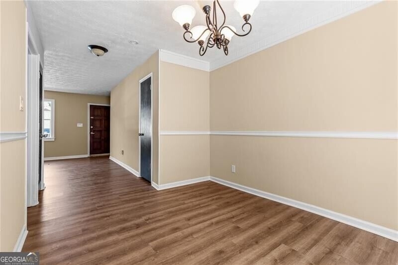 392 Northdale Court - Photo 10