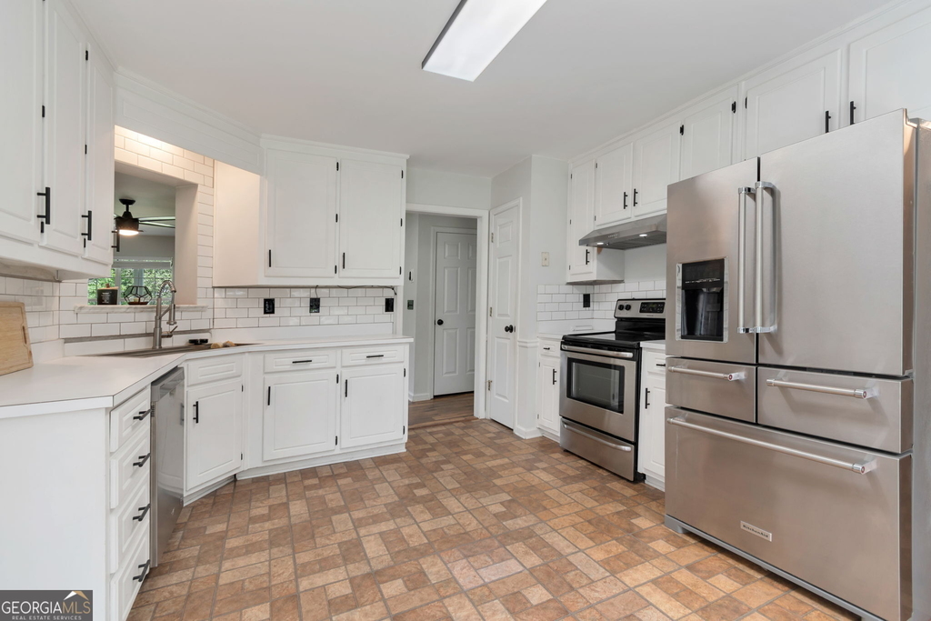2055 Amberly Glen Way - Photo 4