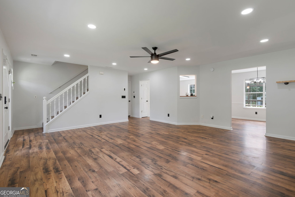 2055 Amberly Glen Way - Photo 7