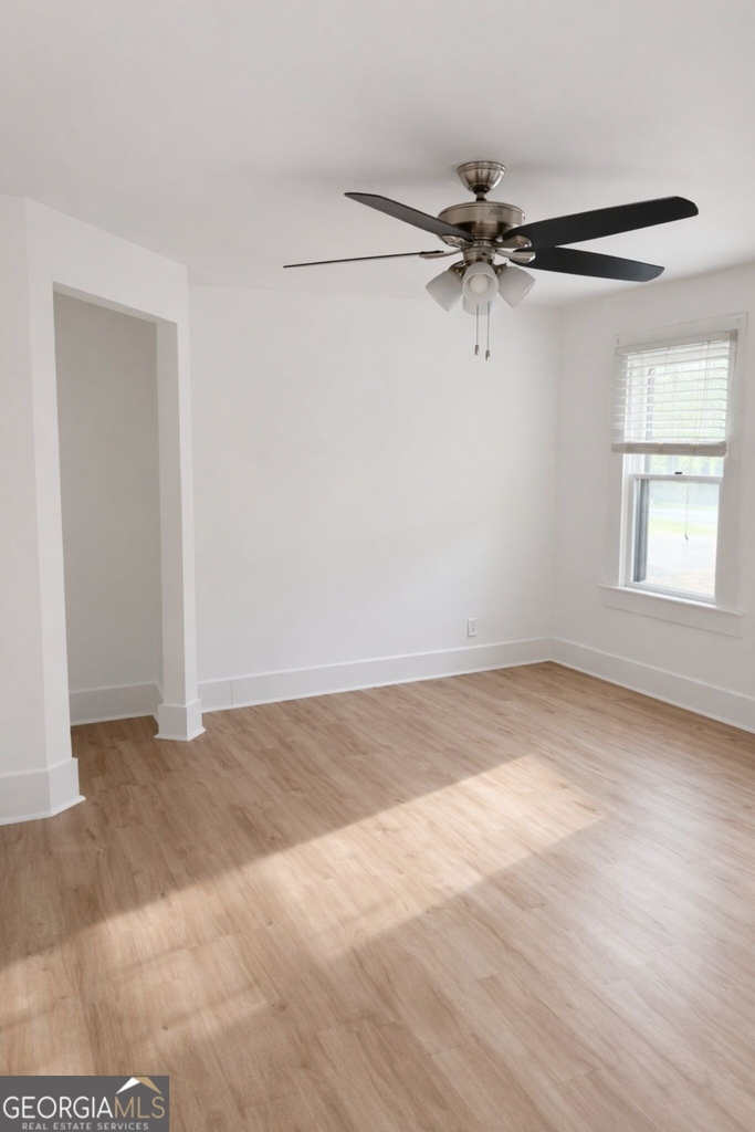 1522 Central Avenue - Photo 3