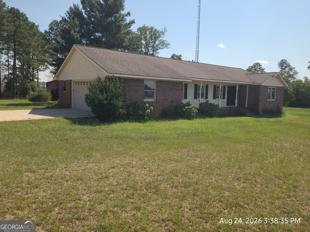 563 Pinehill Road - Photo 0