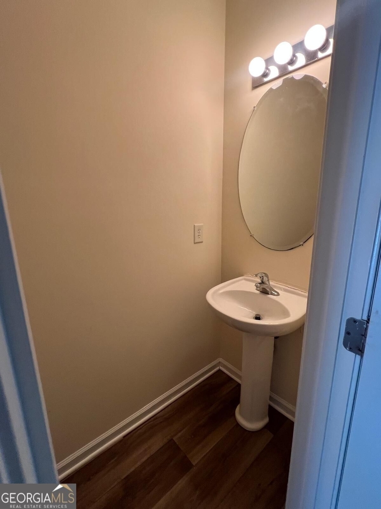 5080 Lower Elm Street - Photo 2