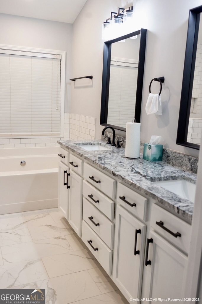 4644 Creekside Cove - Photo 12