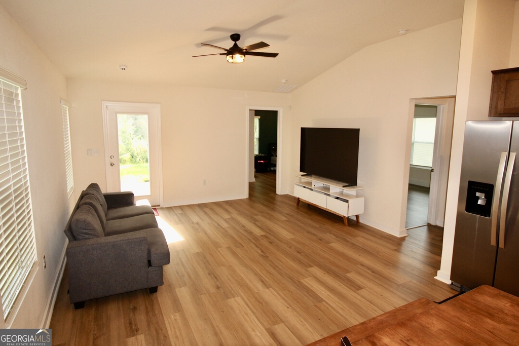 119 Teakwood Drive - Photo 2