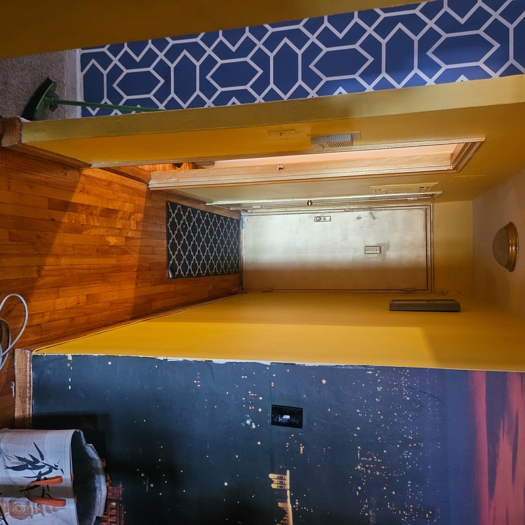 930 Sheridan Avenue - Photo 3