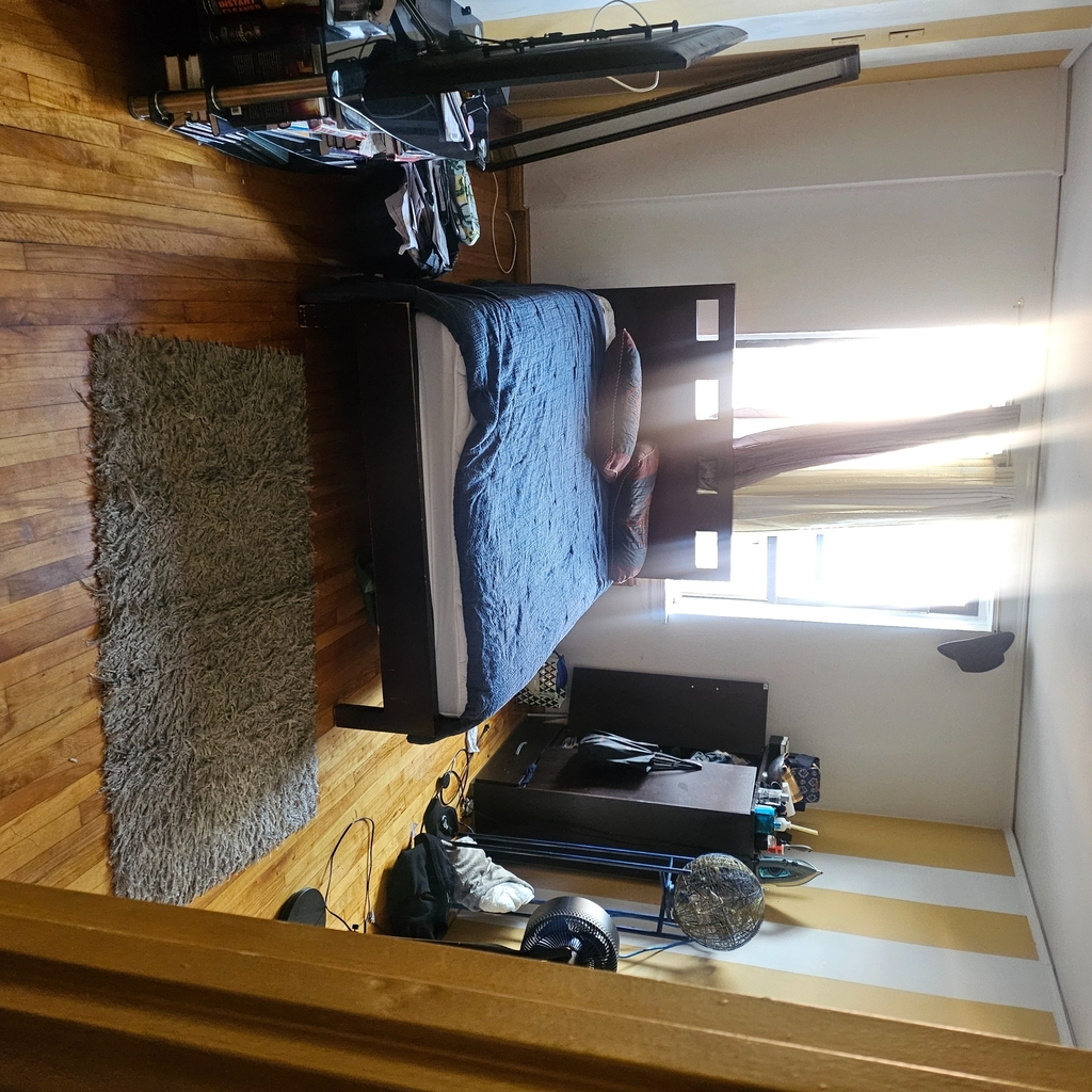930 Sheridan Avenue - Photo 0