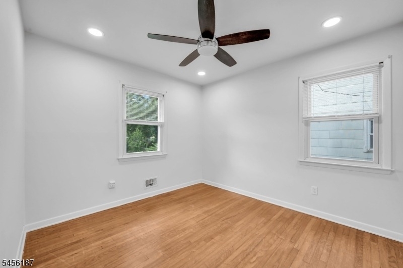 30 Carlson Pl - Photo 8