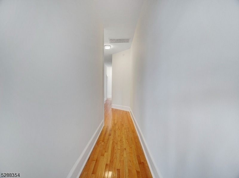 26 Division St - Photo 11
