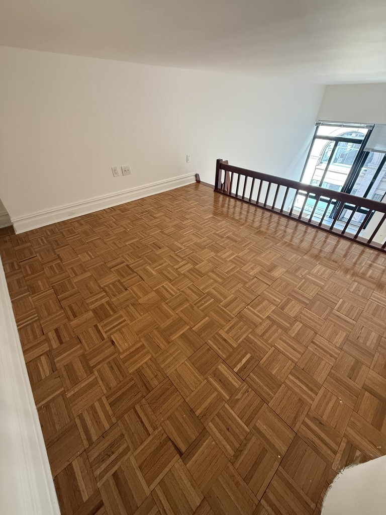 1 Astor Place - Photo 3